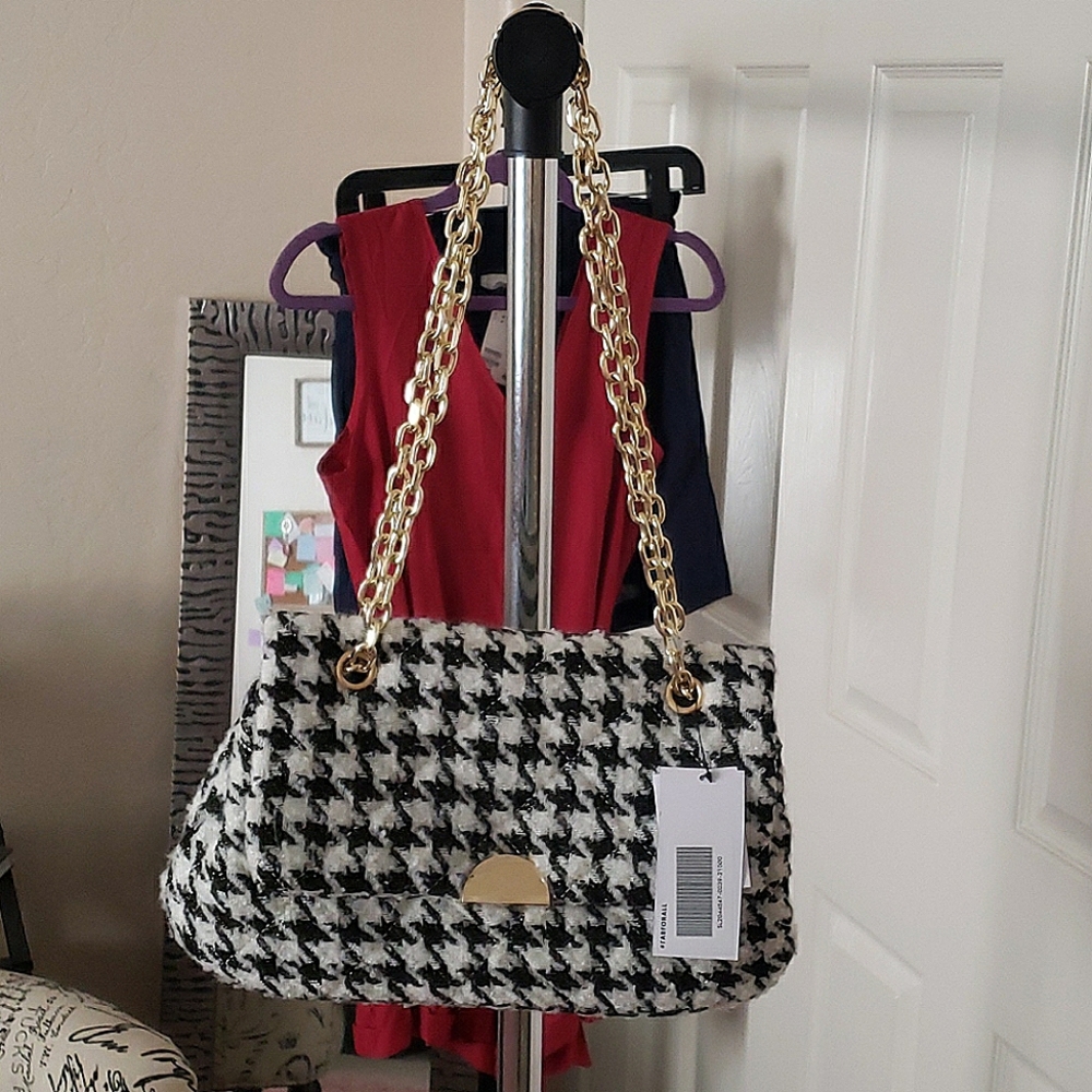 Justfab Shoulder Purse with gold chain straps